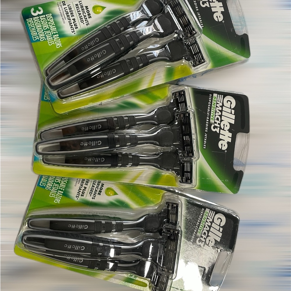 Gillette Mach3 Disposable Razors - Black/ 3 Unit